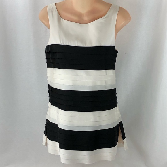 White House Black Market Tops - White House black market black and white blouse